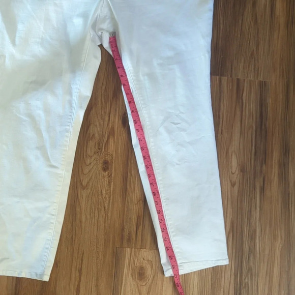 Vince Camuto Straight Leg Ankle White Jeans, US 20W Plus Size - Picture 3 of 4